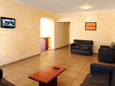 Hotel Saint Tropez Villa Carlos Paz Extérieur photo
