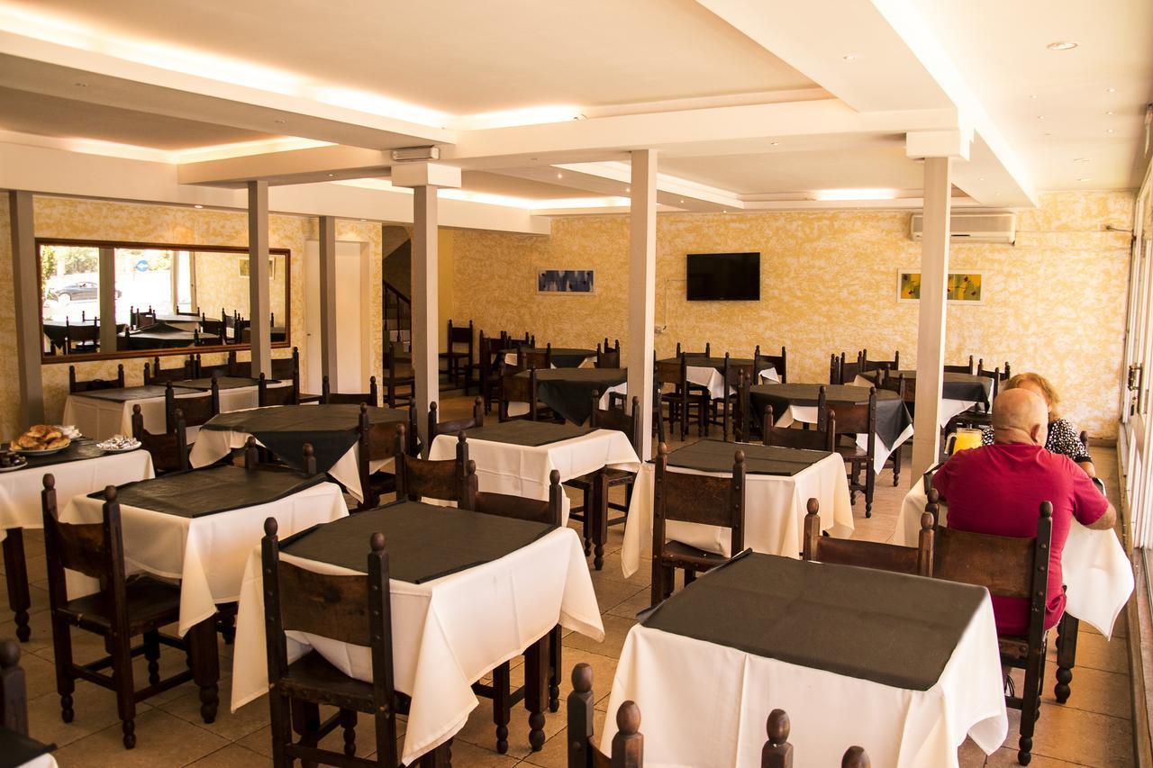 Hotel Saint Tropez Villa Carlos Paz Extérieur photo