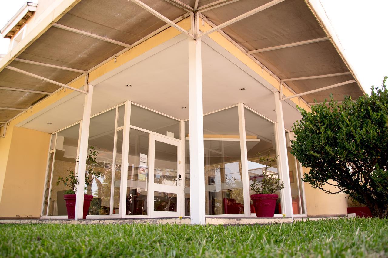 Hotel Saint Tropez Villa Carlos Paz Extérieur photo