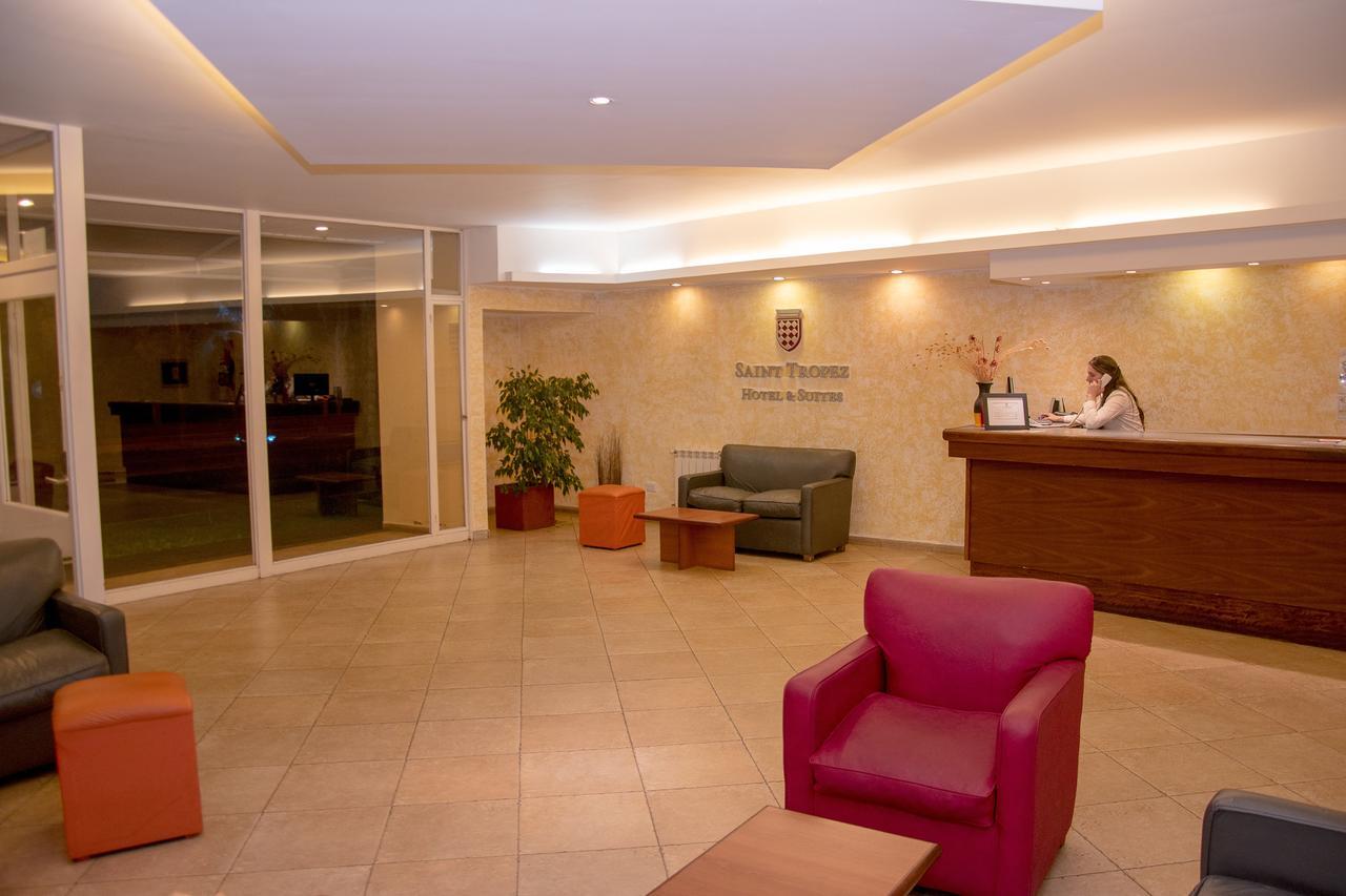 Hotel Saint Tropez Villa Carlos Paz Extérieur photo